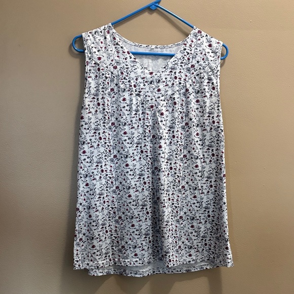 Tops - Floral Sleeveless Women's Top